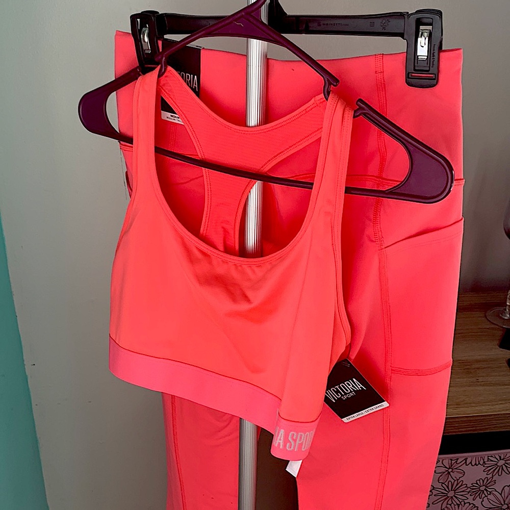 Legging and sports bra set